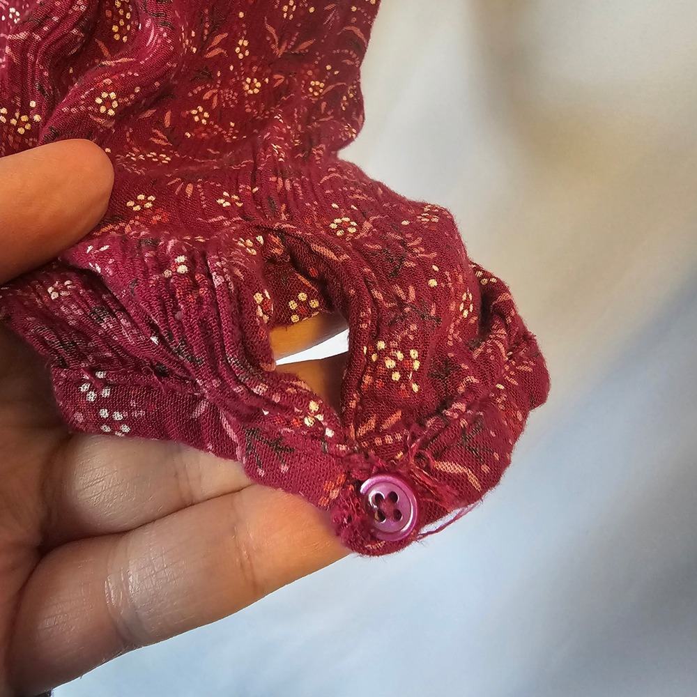 GAP Floral V-Neck Blouse Large Burgundy Boho Peasant Top Cottagecore, feminine - Picture 4 of 9